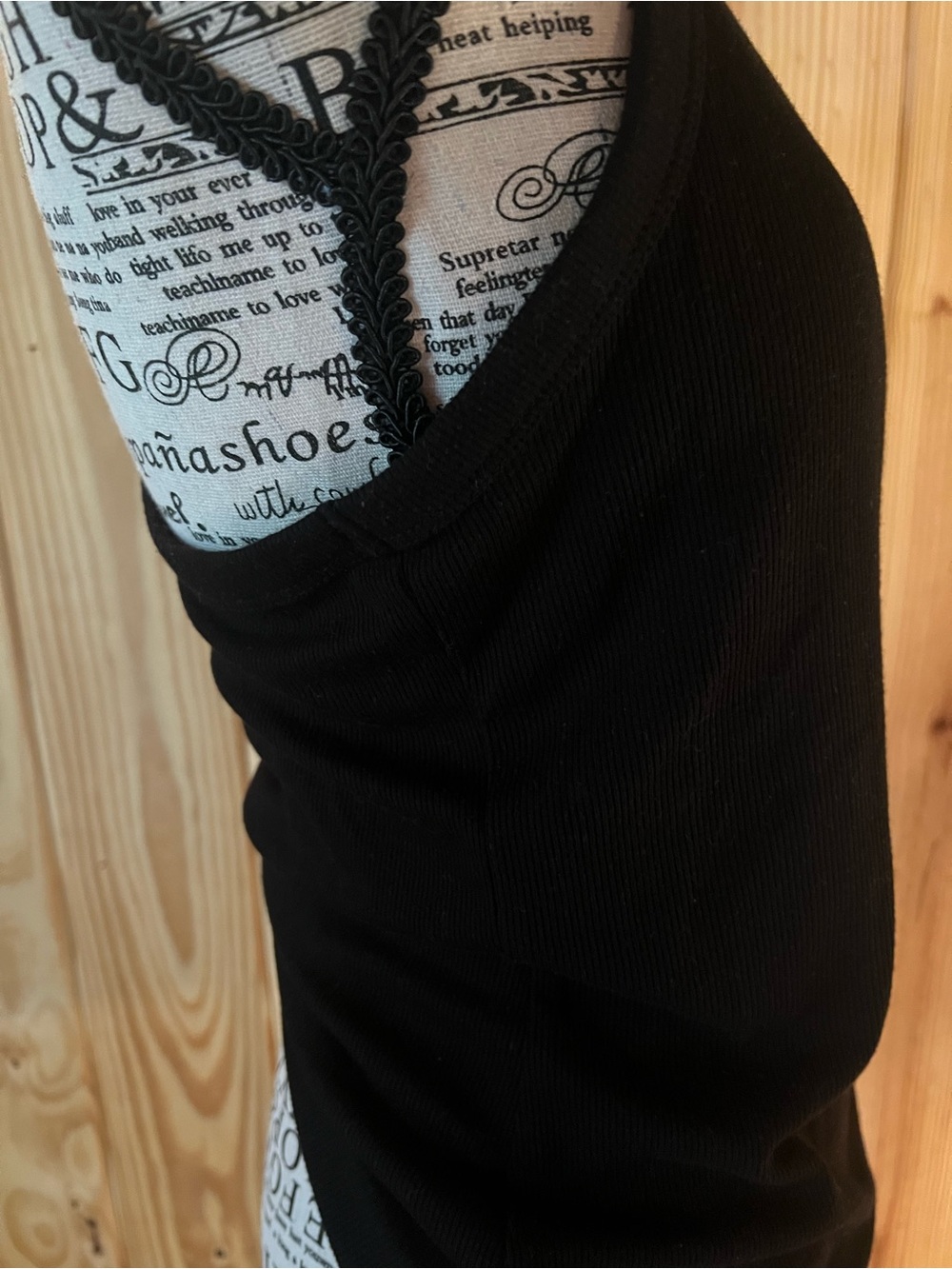 🖤Black Ribbed RacerbackTank Top🖤 - Picture 4 of 7